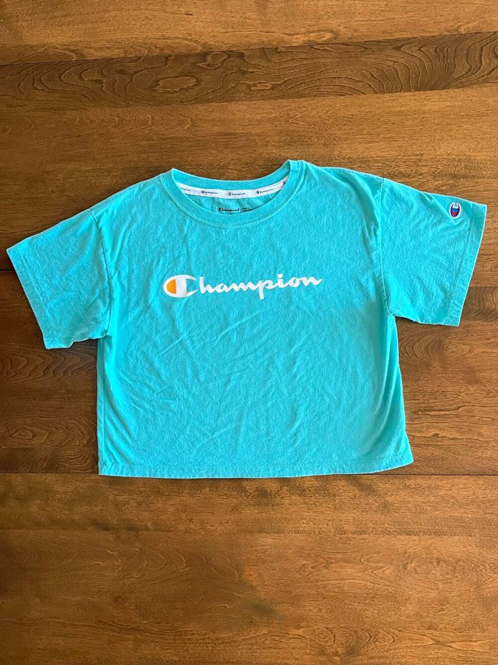 Champion aqua oversized crop tee S